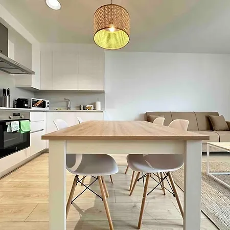 Jacinto Benavente 15, 7a Con Parking Gratis By Ybh Apartamento *